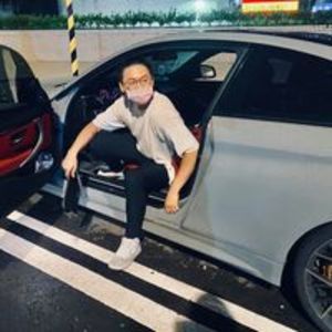 AllMyLinks profile picture for @huang