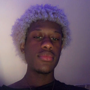 AllMyLinks profile picture for @titty