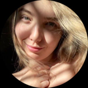 AllMyLinks profile picture for @monica