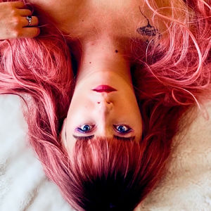 Lola Sakura (@lola-sakura) | AllMyLinks