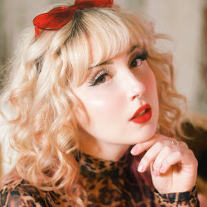 Betty Rae (@ladybettyrae) | AllMyLinks