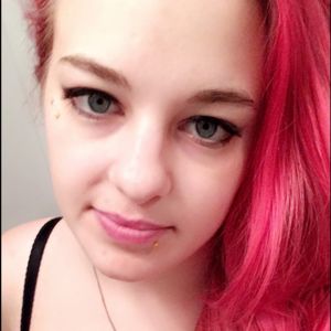 Aella Cam