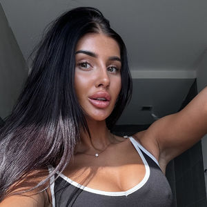 Zuzanna (@zuzie) | AllMyLinks
