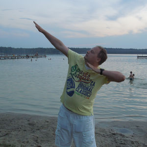 AllMyLinks profile picture for @radek