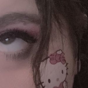 AllMyLinks profile picture for @bunnies