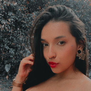 Thalia Rivera 🔥 (@thaliarivera) | AllMyLinks